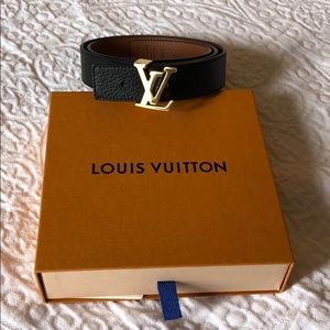 LOUIS VUITTON INITIALES 30MM REVERSIBLE BELT